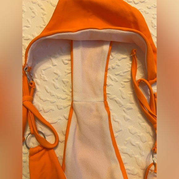 Lace Up Cutout Orange cream bikini set- size Medium - Picture 3 of 3